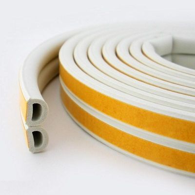 تخصيص مقاومة الشيخوخة Tpe Pvc Epdm باب خشبي مطاطي طابعات الطقس الشرائط للشقة