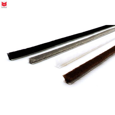 باب مضاد للضوضاء الطقس قطعة صوف طوق إزالة الختم حفرة الشعر الطقس مع وظيفة مقاومة للحشرات