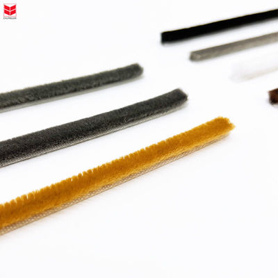باب مضاد للضوضاء الطقس قطعة صوف طوق إزالة الختم حفرة الشعر الطقس مع وظيفة مقاومة للحشرات