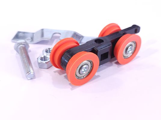 شقة الملف الألومنيوم الباب النافذة الدوار البلاستيكي PVC عجلة تحمل التصميم الحديث