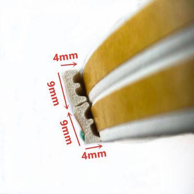 3-25mm ارتفاع كومة مغناطيسية الباب الختم شريط قابلة للتخصيص للشاشة النافذة