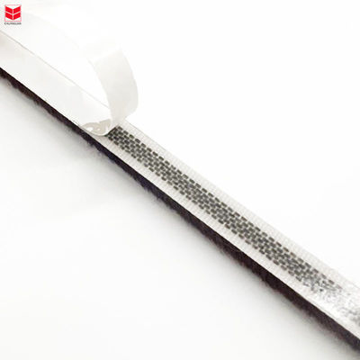 التصميم الحديث الطراز الصوفي المخصص سقف الباب الختم الشريط الفرشاة ارتفاع سقف 3-25mm لختم طويل الأمد