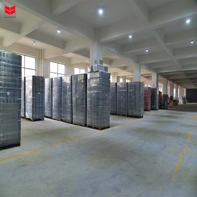 100%PP مسامير الطقس الباب كومة مسامير الطقس للنوافذ مضاد للغبار السيليكون / غير السيليكون نوع للبناء